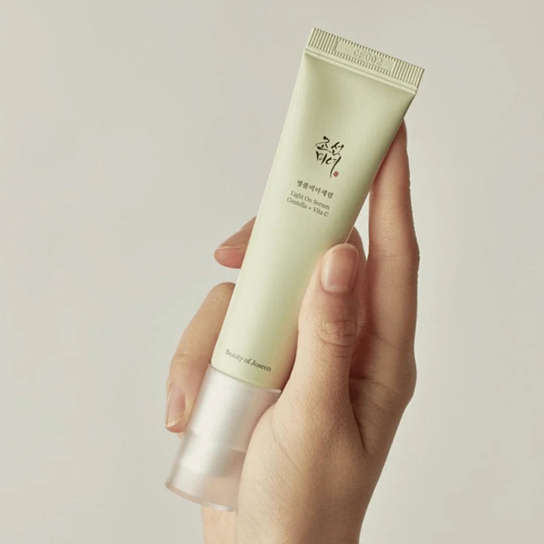 LIGHT ON SERUM: CENTELLA + VITA C 30ML