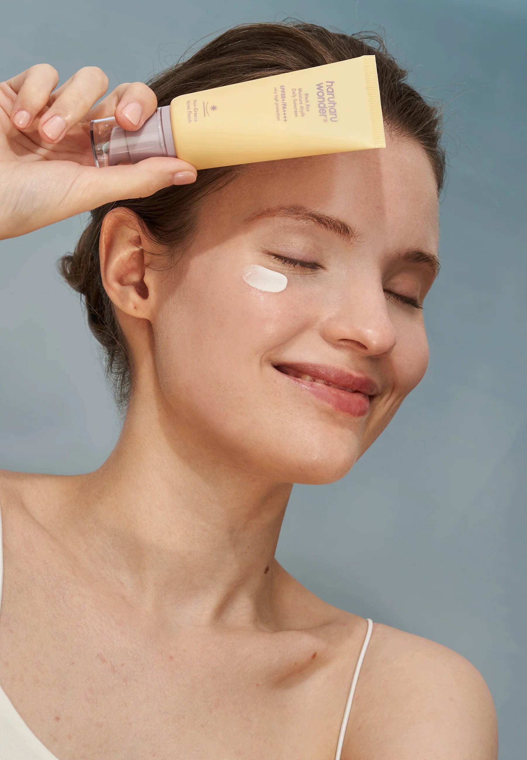 BLACK RICE MOISTURE AIRYFIT SUNSCREEN SPF50+/PA++ ++ 50ML